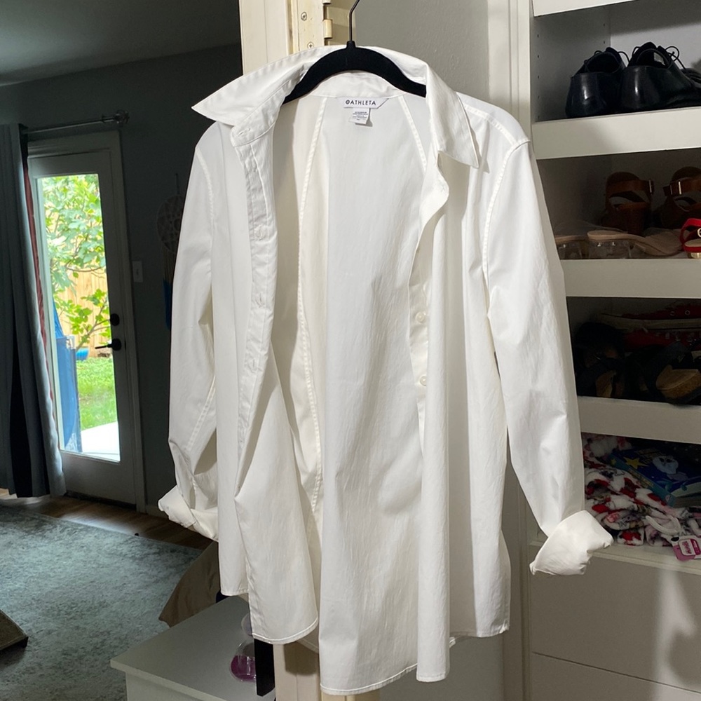 Athleta iron free white midtown button down long sleeve moisture wick - Medium